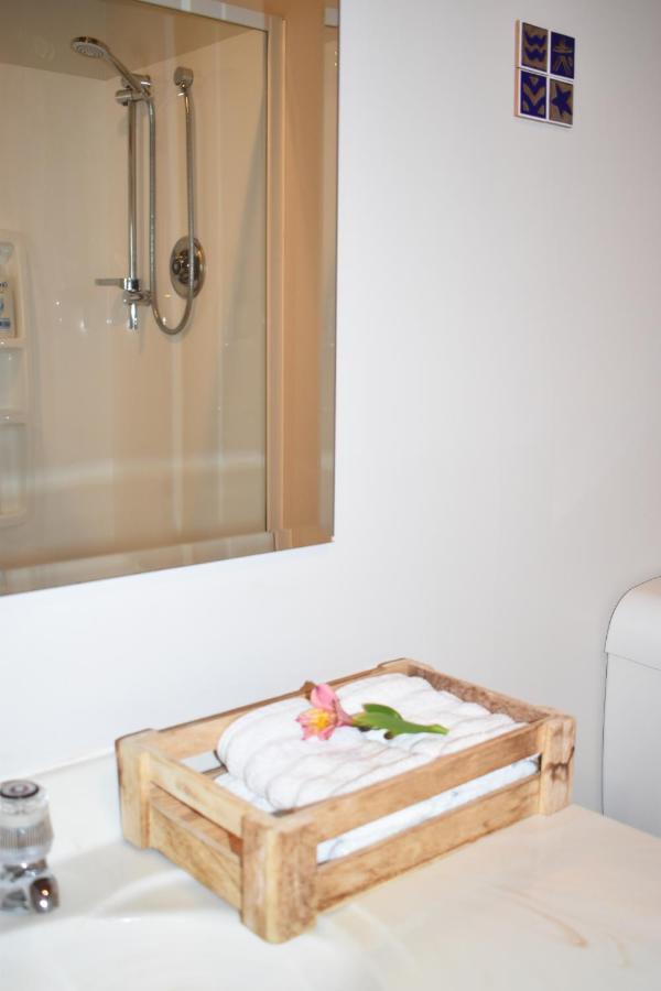 Bed and Breakfast Olivista Masterton Esterno foto
